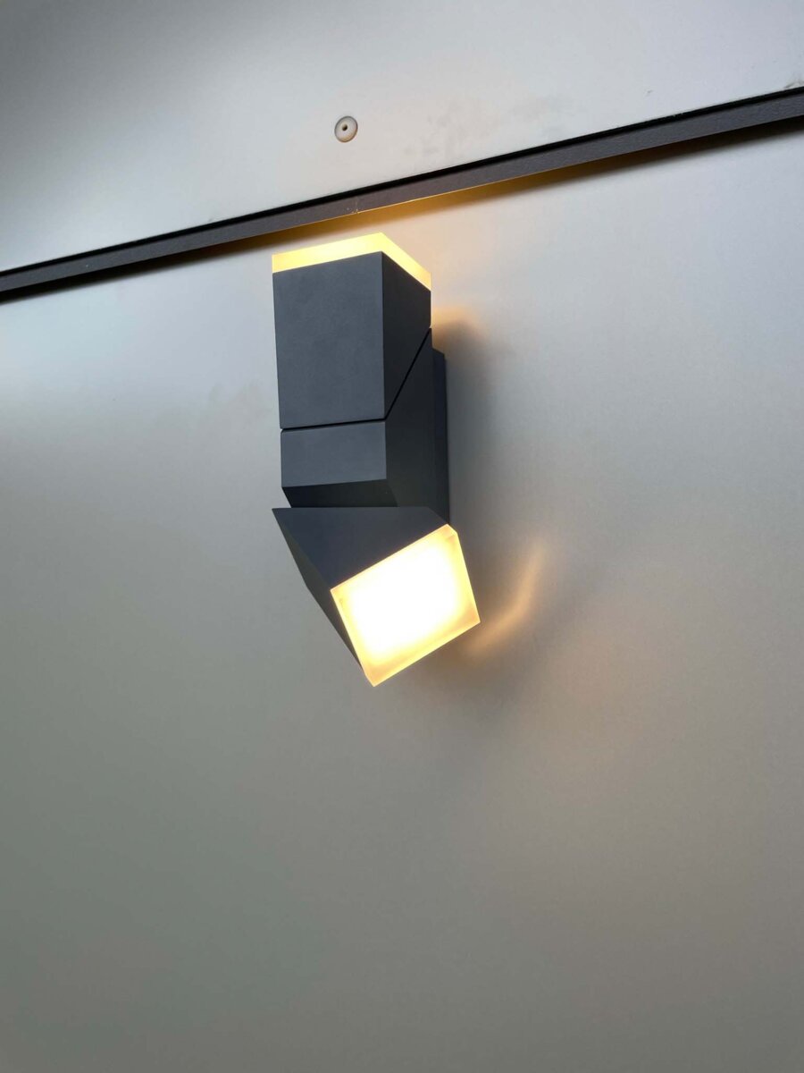 Beleuchtungselement installiert von Elektrotechnik Oblasser